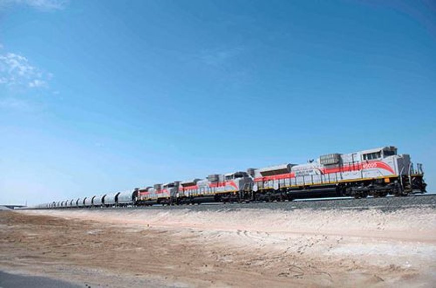 Iran and Russia Finalize Rail Corridor Deal Linking Persian Gulf to Europe