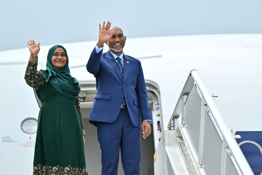 ރައީސްގެ ދެކަނބަލުން ސިންގަޕޫރަށް ފުރާވަޑައިގެންފި