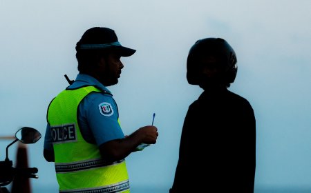 ކުށުގެ ވެށީގައި ކުޑަކުދީންގެ ގުރޫޕްތައް އެއްވެ ތިބޭ މިންވަރު ދަނީ އިތުރުވަމުން: ފުލުހުން