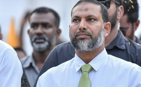 ދައުލަތުގެ މުދާ ވިއްކާލުމާމެދު އިމްރާން  ކަންބޮޑުވުން ފާޅުކޮށްފި