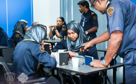 ބުކްލެޓު ހުސްވުމުން އިލެކްޓްރޯނިކް ޕާސްޕޯޓު ދޫކުރުން މެދުކަނޑާލައިފި