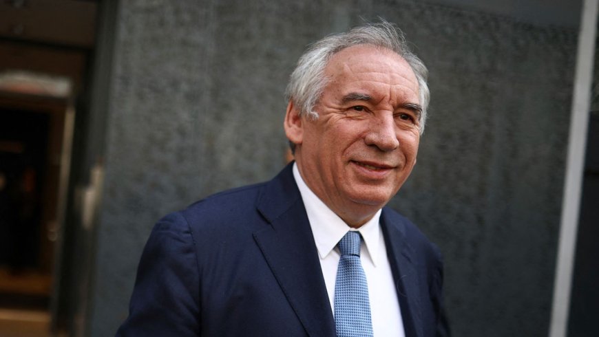 France’s PM Bayrou Survives Eighth No-Confidence Motion, But Government Remains Precarious