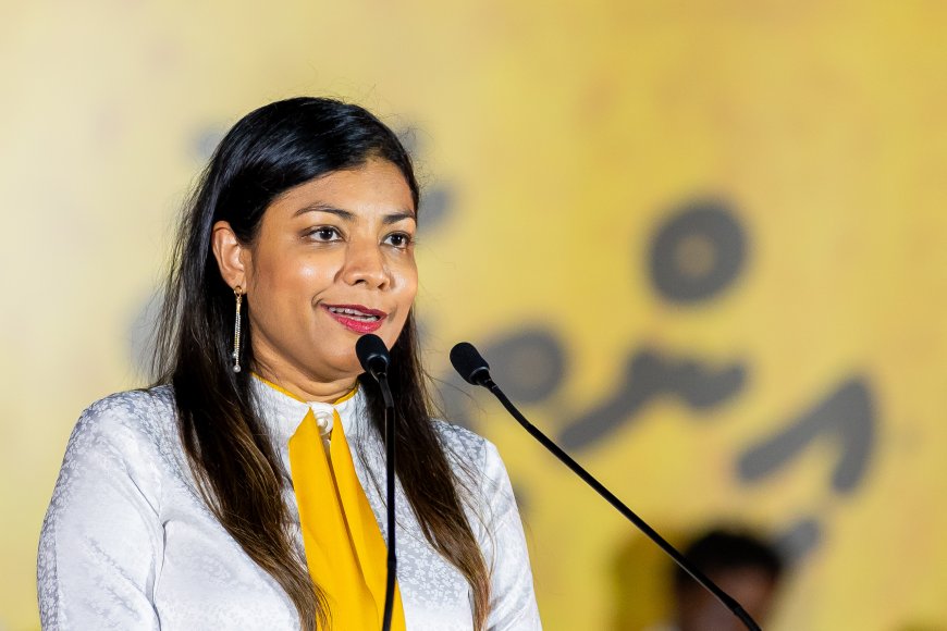 ރޮޒޭނާގެ އިލްތިމާސް: ކައުންސިލްތަކުގެ ނައިބު ރައީސްކަމާއި ޑެޕިއުޓީ މޭޔަރުކަމުގެ ފުރުސަތު އަންހެނުންނަށް ދީ