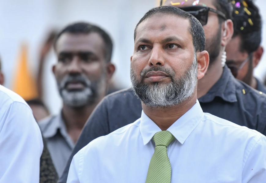 ދައުލަތުގެ މުދާ ވިއްކާލުމާމެދު އިމްރާން ކަންބޮޑުވުން ފާޅުކޮށްފި