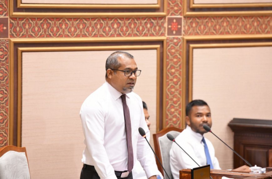 ހާރިޖީ ވަޒީރު ހަލީލް މިއަދު މަޖިލީހަށް ހާޒިރުވުމަށް އުޒުރުވެވަޑައިގެންފި