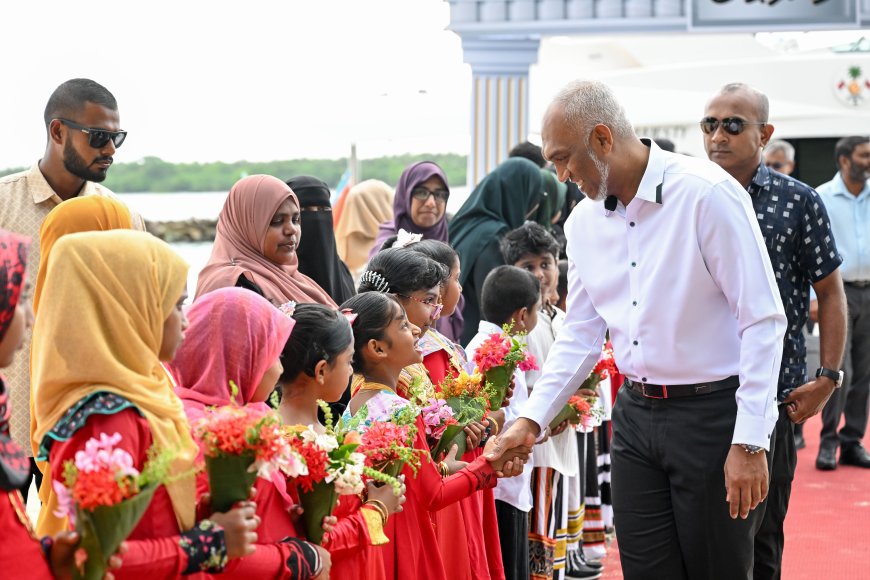 ނ. އަތޮޅަށް ކުރެއްވި ދަތުރުފުޅު ނިންމަވާލެއްވުމަށްފަހު ރައީސް މާލެ ވަޑައިގެންފި
