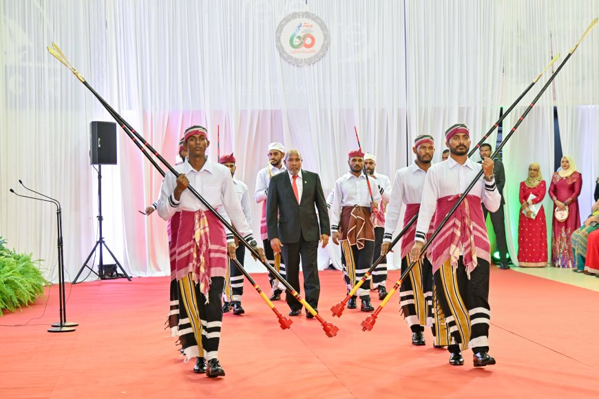 ނިޝާން ޢިއްޒުއްދީންގެ ޝަރަފު 3 ބޭފުޅަކަށް އަރުވައިފި