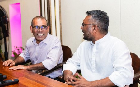 އެތެރޭގެ މައްސަލަ ހައްލުވެ ރައީސް ނަޝީދުގެ ޝުކުރު ފަޔާއަށް!