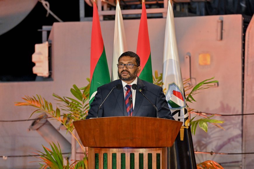 ދިވެހި ސިފައިން އަބަދުވެސް ނަފްސަށްވުރެ ޤައުމު އިސްކުރެއްވުމަށް ދިފާޢީ ވަޒީރު އިލްތިމާސްކުރައްވައިފި