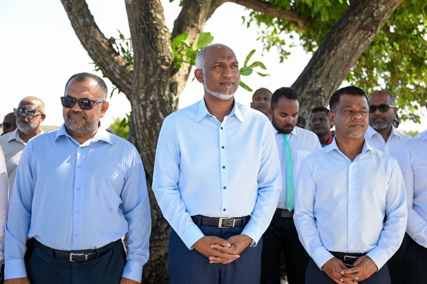 މަކުނުދޫ އެއާޕޯޓް ތަރައްގީ ކުރުމުގެ އެއްބަސްވުމުގައި ސޮއިކޮށްފި