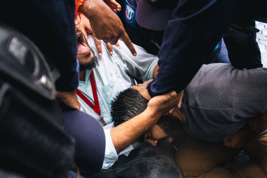 CPJ Condemns Crackdown on Journalists Protesting Media Bill in Maldives