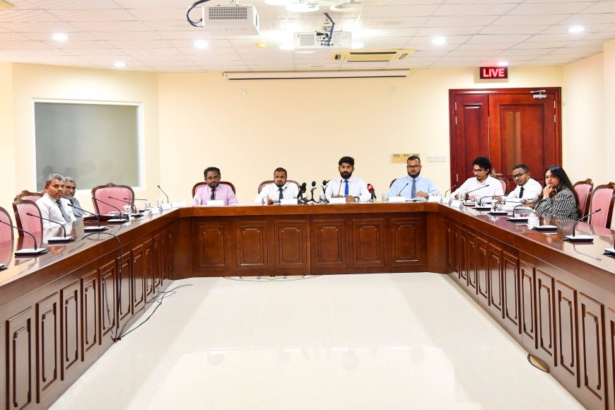 ބްރޯޑްކޮމުން މީޑިއާ ބިލާ ދެކޮޅު, އެމްއެމްސީން ގޮވާލީ ބިލު ބޭރުކޮށްލަން