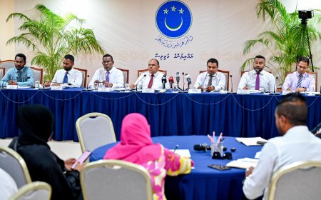 މީޑިއާ ކޮންޓްރޯލް ކުރާ ބިލު ދިރާސާކުރުމަށް ބޭއްވި ކޮމިޓީ ބައްދަލުވުން ސިއްރުކޮށްފި