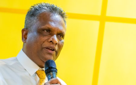 މޭޔަރު އާޒިމުގެ ކޮއްކޮ އަކަށް ވިލިމާލޭން ބިޑަކާނުލާ ވިޔަފާރި ބިމެއް!