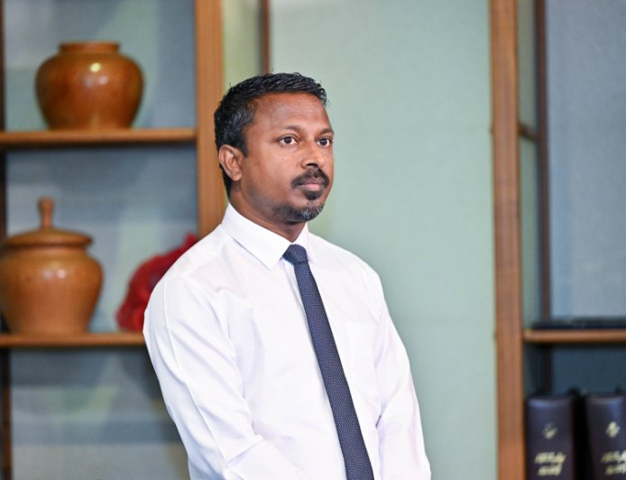 ޕްރެޝަރު ބޮޑުވެ, މީޑިއާ ބިލަށް އޭޖީގެ އިސްލާހުތަކެއް