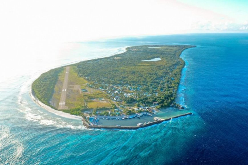 ފަޔަރ ޓްރަކް ހަލާކުވެ ފުވައްމުލަކު އެއާޕޯޓު ވަގުތީގޮތުން ބަންދު