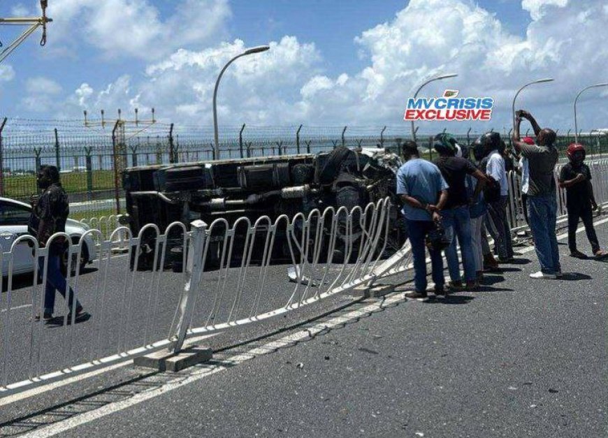 ހައިވޭގައި ޕިކަޕު ފުރޮޅާލީ ބާރު ސްޕީޑުގައި ދުއްވަނިކޮށް، ފިޔަވަޅު އަޅައިފިން: ފުލުހުން