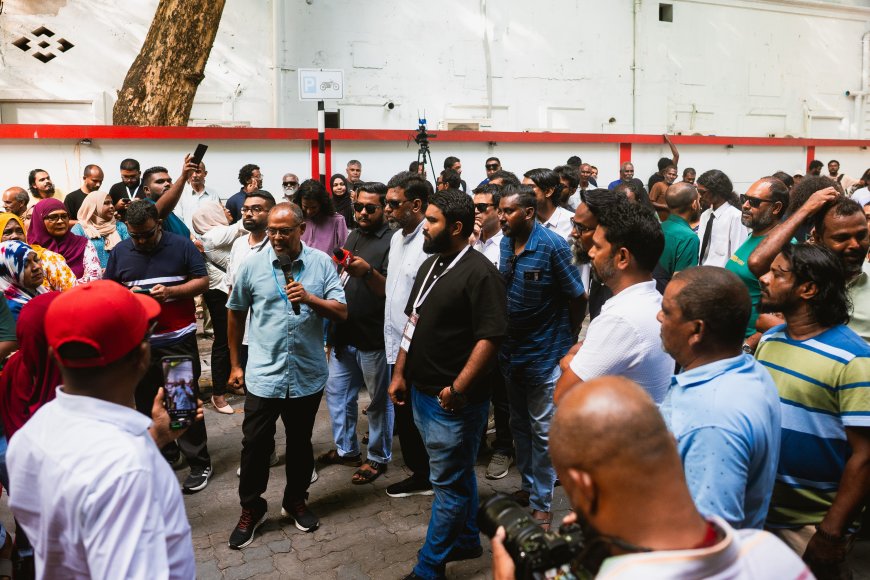 Journalists protesting against the Media Control Bill. Photo: Viraasee