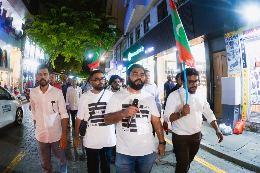 ޝަހުޒާނާއި ލީވާނުގެ އަޑުއެހުންތައް ސިއްރުކޮށްފި