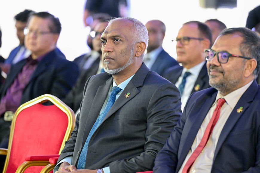 ސިޔާސީ މުވައްޒަފުންނަށް މުސާރަ ދެވޭވަރު ފިނޭންސަށް ވެސް ނޭނގޭ