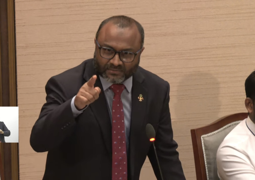 އިސްލާމިކް މިނިސްޓަރުގެ ފަރާތުން މަޖިލީހުގެ ހުތުރު މަންޒަރެއް!