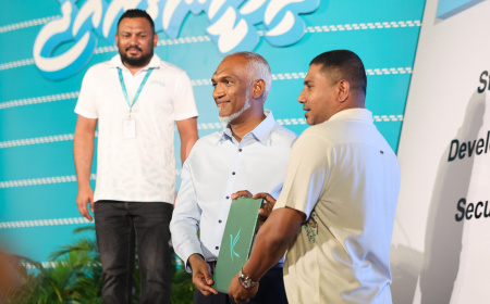 މަހުލޫފު ޕީއެންސީއަށް ސޮއި ކޮށްފި