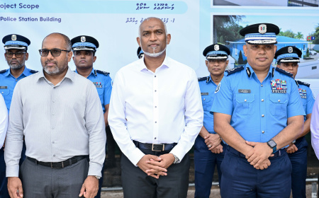 ރައީސް މުޢިއްޒާއި އިހުސާނަށް ކުރެވޭ ތުހުމަތުތައް ތަހުގީގު ކުރުމުގެ ވިސްނުމެއްނެތް: ފުލުހުން
