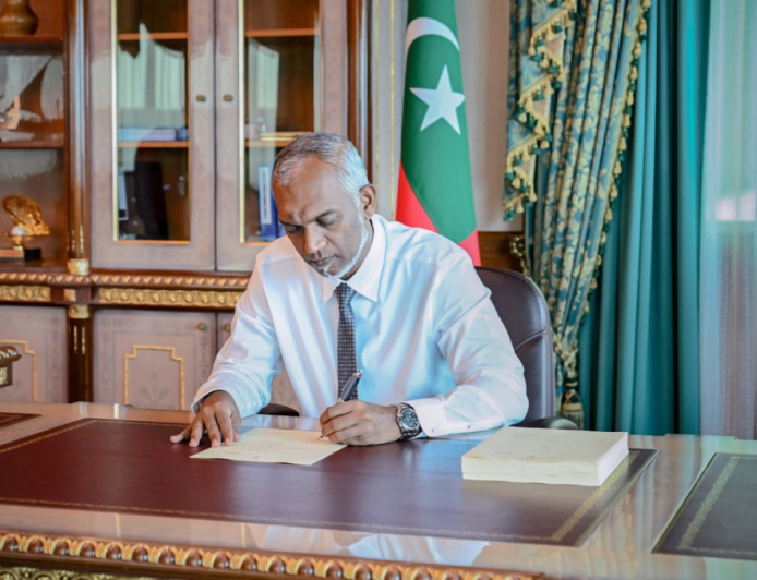 ސަރުކާރުން އުނބަށްޖެހުން: ދޮޅު އަހަރު ކުރިން ބޮޑުކުރި ދުންފަތުގެ ޑިއުޓީ ކުޑަ ކޮށްފި