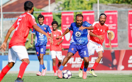 ފަހަތުން އަރައި ހޯނޑެއްދޫގެ މައްޗަށް ކުރި ހޯދައި ގައްދޫއިން ފައިނަލުގެ ފުރަތަމަ ޖާގަ ކަށަވަރުކޮށްފި