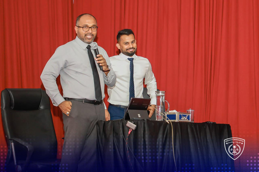 ޝަމްއާނުގެ ވަކީލު ކޯޓުގައި ދެއްކި ވާހަކައަށް މިނިސްޓަރު އިހުސާނު ރައްދު ދެެއްވައިފި