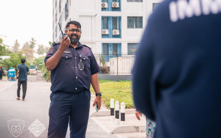 ހިޔާ ފްލެޓް ސަރަހައްދުގައި ގަވާއިދާ ޚިލާފަށް ވިޔަފާރި ކުރަމުންދިޔަ 10 ބިދޭސީއަކު ހައްޔަރުކޮށްފި