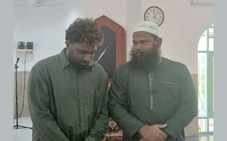 އައްޑޫގައި މަސައްކަތްކުރާ ބިދޭސީއަކު އިސްލާމްވެ، އައު ޙަޔާތެއް ފަށައިފި