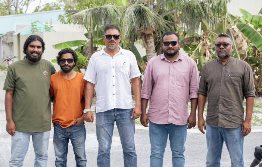 ވެމްކޯގެ 3 މުވައްޒަފަކު ތިނަދޫ ސިޓީން ރާއްޖޭގެ އުތުރަށް ބަދަލުކުރީ އަޅުގަނޑާއެކު ފޮޓޯ ނެގުމުން: ފައްޔާޒް