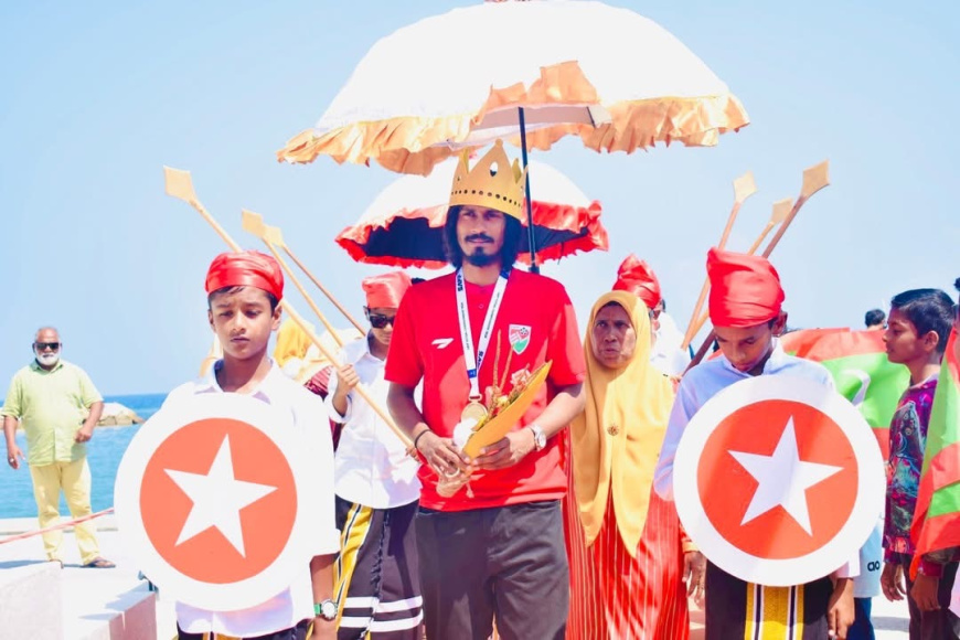 ސާފް ތައްޓާ އެކު ކީޕަރު އަސޫ އުފަން ރަށް ވާދޫއަށް!