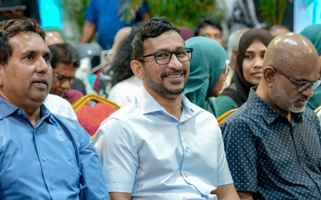 ހާޒިރީ ބަލައިގެންވެސް ޕީއެންސީ ޖަލްސާއަށް ނެރެވުނީ 200 އެއްހާ މީހުން