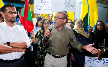 ނަޝީދު މުއިއްޒަށް: މަޝްވަރާގެ މޭޒަށް އަންނަންދެން އިހުތިޖާޖު ކުރާނަން