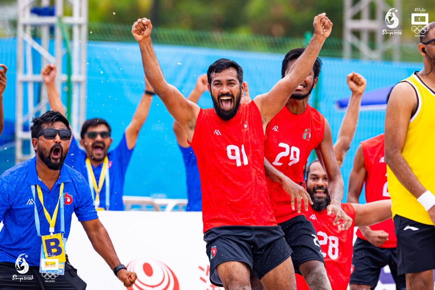 އޭޝިއަން ބީޗް ގޭމްސް: ބީޗް ހޭންޑްބޯޅައިގެ ފުރަތަމަ މެޗުން މޮޅުވެ ދެވަނަ މެޗުން ބަލިވެއްޖެ