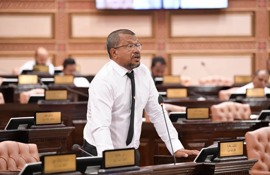 ޕީސީބީން ޒިންމާ އަދާކުރޭތޯ ބަލަން ރައްޔިތުންގެ މަޖިލީހަށް ހުށަހަޅައިފި