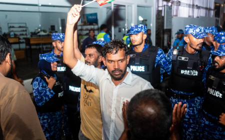 ލޫކަސްގެ ބަންދަށް ދިހަ ދުވަސް ޖަހައިފި
