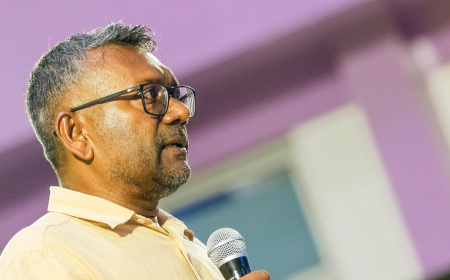 އެމްޑީޕީއާ ހަވާލުވާން ޖެހޭނީ ސިޔާސީ ބުރަދަނެއް ހުރި މީހަކު: ފައްޔާޒް