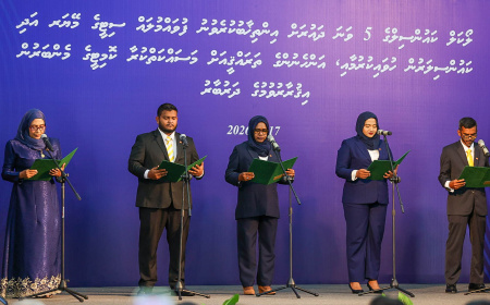 ފަސް ވަނަ ދައުރަށް އިންތިޚާބުވި ކައުންސިލަރުން ހުވާކުރަން ފަށައިފި