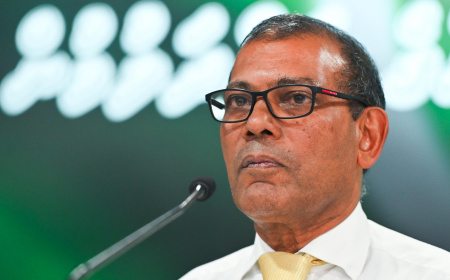 ޑޮލަރުގެ އަގު ދަށް ނުވަނީ ދަރަނި އަލުން އެކުލަވާލުމުގެ ޕްރޮގްރާމެއް ނެތުމުން : ރައީސް ނަޝީދު
