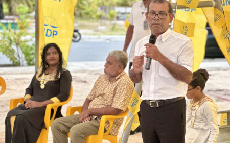 ރައީސް ނަޝީދު އެމްޑީޕީގެ މެންބަރުންގެ ކިބައިން މައާފަށް އެދިވަޑައިގެންފި