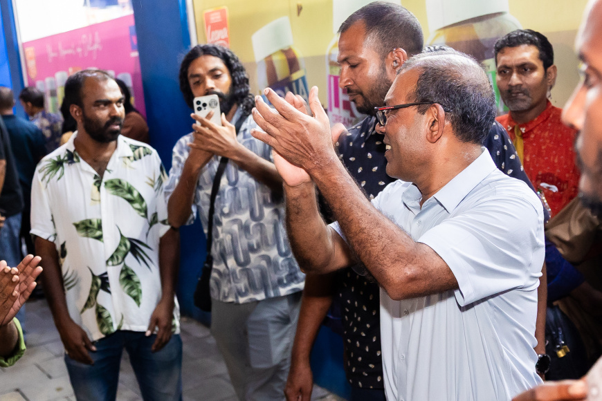 ޗެއަރޕާސަން އިންތިޚާބުގެ ކެންޕޭނަށް ރައީސް ނަޝީދު ސްރީލަންކާއަށް