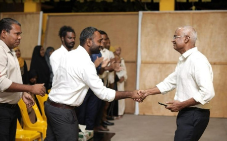 އިބޫއާއި މީކާއީލް ބަލިގަބޫލުކުރައްވައި ނަޝީދަށް މަރުހަބާ ވިދާޅުވެއްޖެ