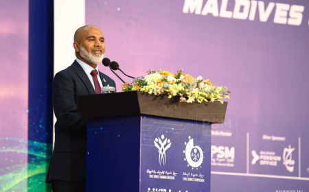 ކޮރަޕްޝަން ހުއްޓުވުމުގެ އެންމެ ބޮޑު ދައުރެއް އޮތީ ސިވިލް ސަރވެންޓުންނަށް: މިނިސްޓަރ ޝަފީއު