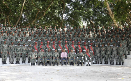 ވަތަނީ ހިދުމަތުގެ ފުރަތަމަ ބެޗުގެ 137 ބައިވެރިއަކު ސިފައިންގެ އަސާސީ ތަމްރީނު ފުރިހަމަކޮށްފި