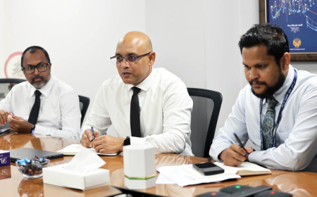 ފިނޭންސް މިނިސްޓަރު ކަމަށް ޒަރީރަށް ރުހުން ދީފި