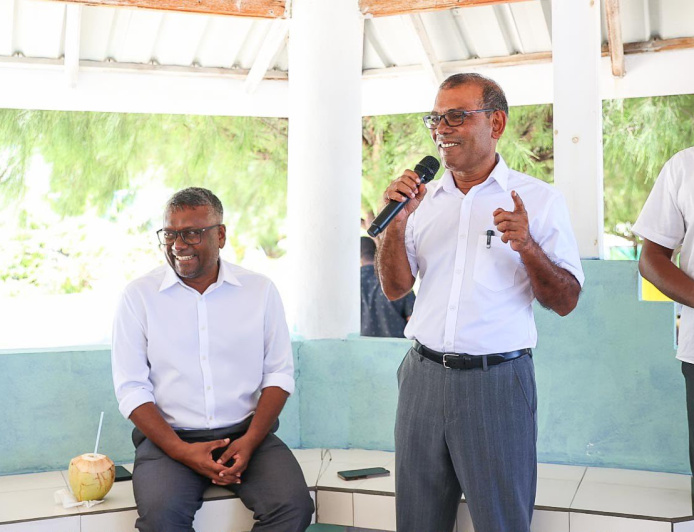 އަޅުގަނޑު ހޮވިއްޖެނަމަ މީކާއީލް ވެސް ހުންނަވަންވާނީ އަޅުގަނޑުގެ ފަހަތުގައި: ރައީސް ނަޝީދު