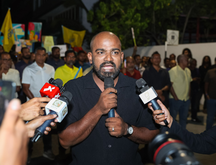 މުއިއްޒު ހޮވަން މަސައްކަތް ކުރެވުނީތީ ލަދުގަނޭ: ޝާންކޮ